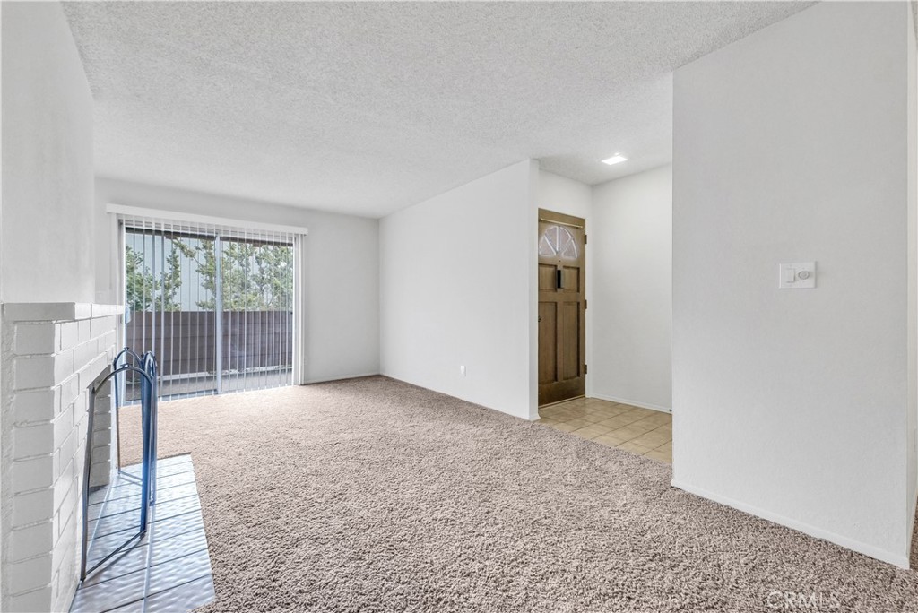 17552 Vandenberg Lane 8 Property Photo 1