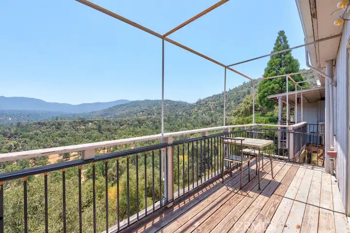 38797 Highway 41 Property Photo 1