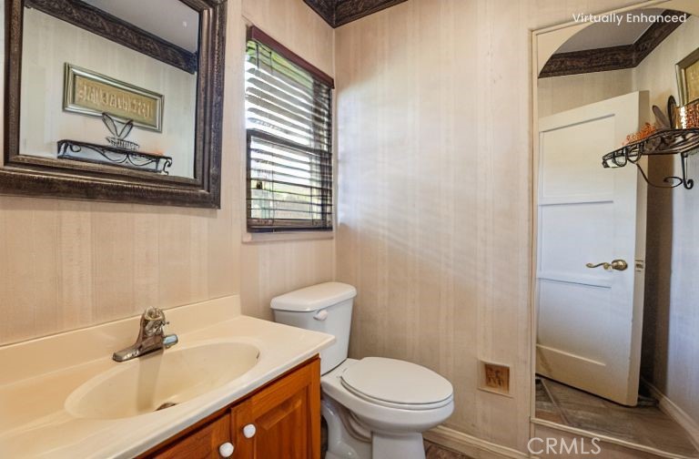 301 N Vine Street Property Photo 10