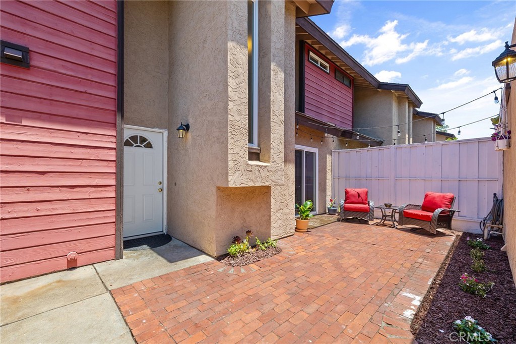 140 E El Norte Parkway 8 Property Photo 20