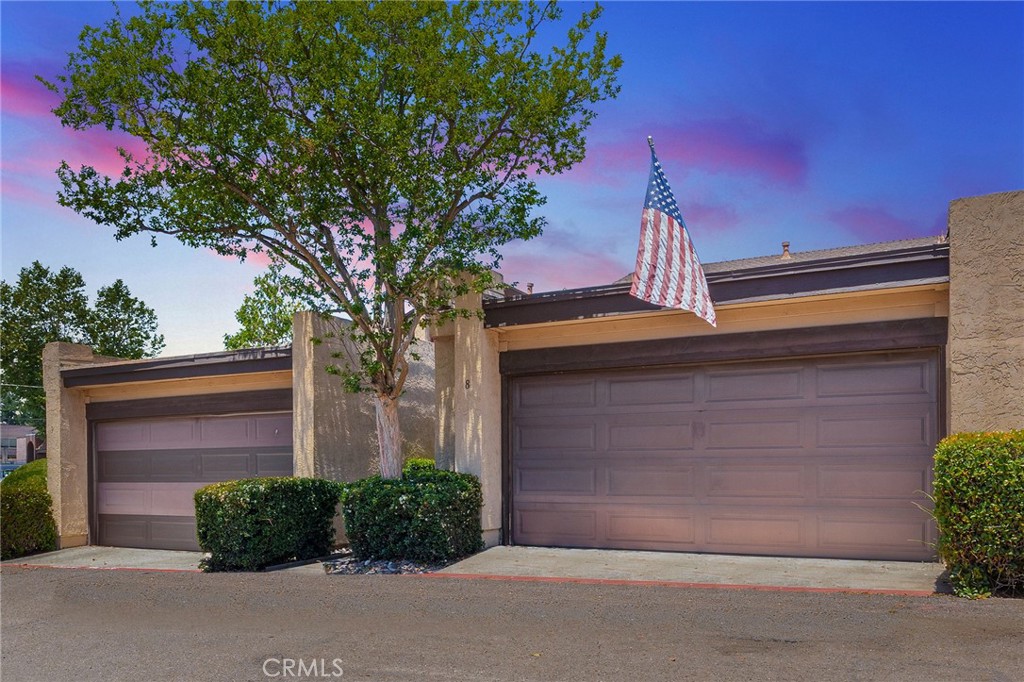 140 E El Norte Parkway 8 Property Photo 27