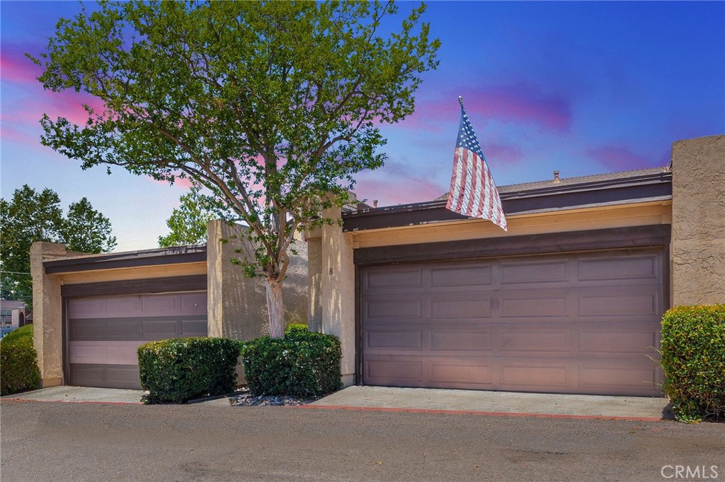 140 E El Norte Parkway 8 Property Photo 30
