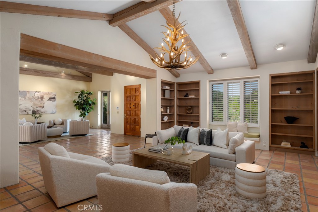 17716 Via De Fortuna Property Photo 8