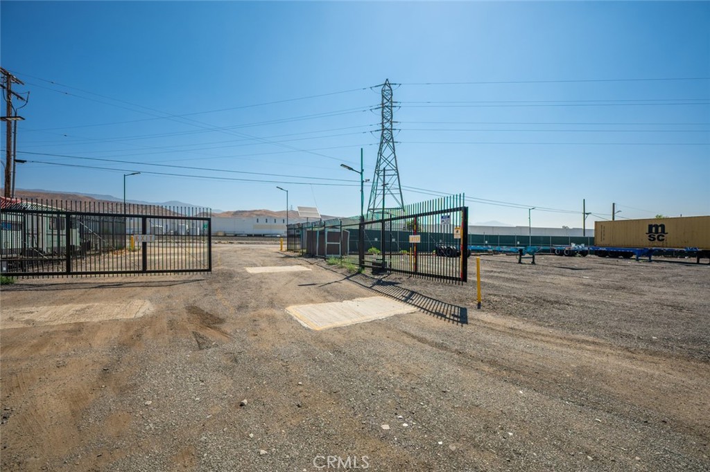 3304 Cajon Boulevard Property Photo 4