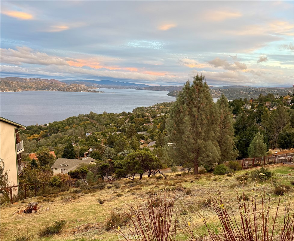 8171 N Heights Property Photo 1