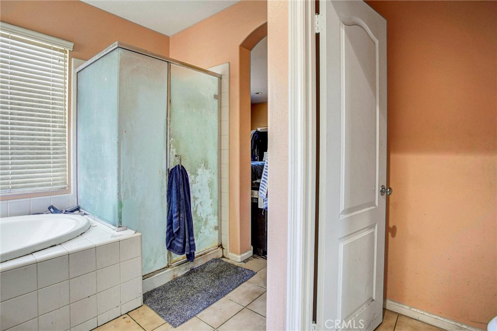 3295 E Springcreek Property Photo 30