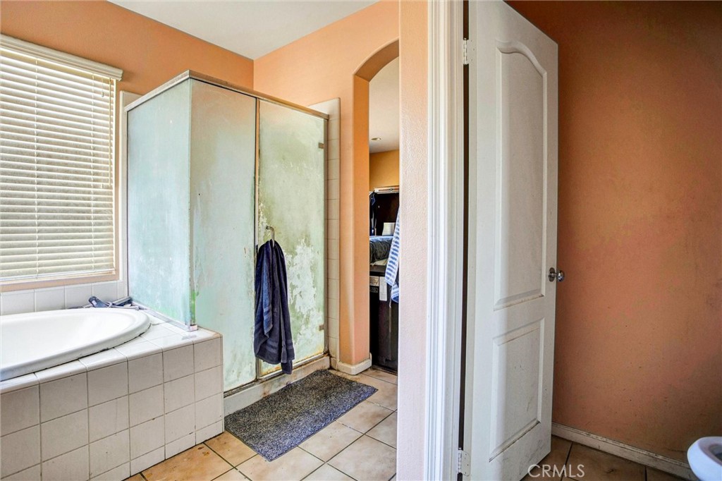 3295 E Springcreek Property Photo 33
