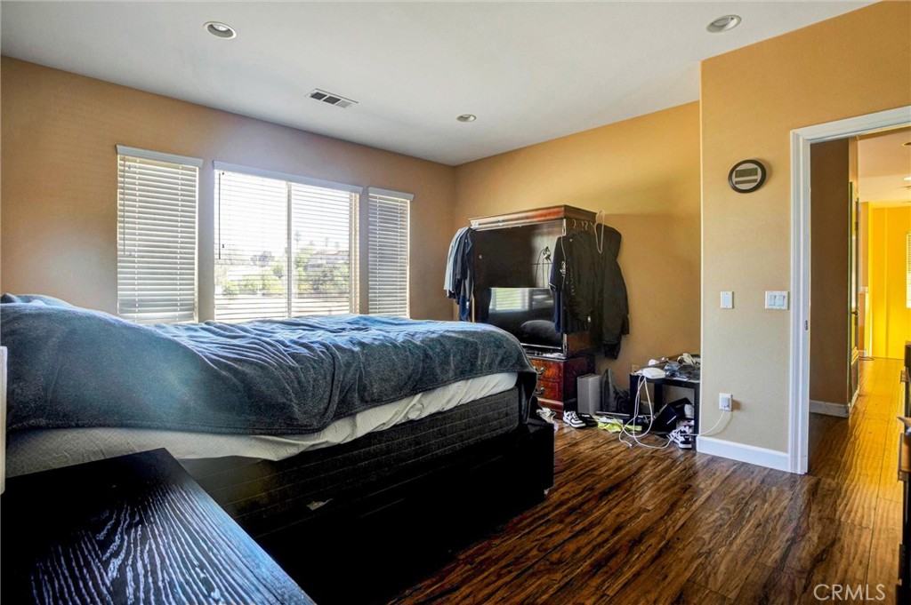 3295 E Springcreek Property Photo 35