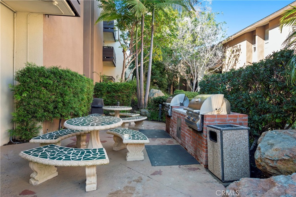 1625 Hotel S Property Photo 35