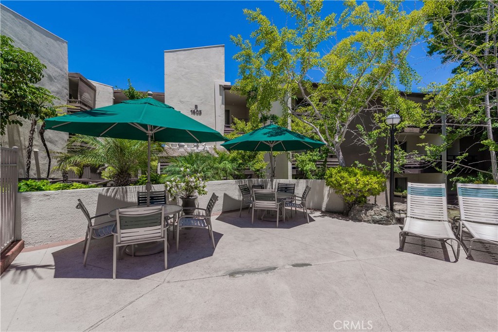 1625 Hotel S Property Photo 36
