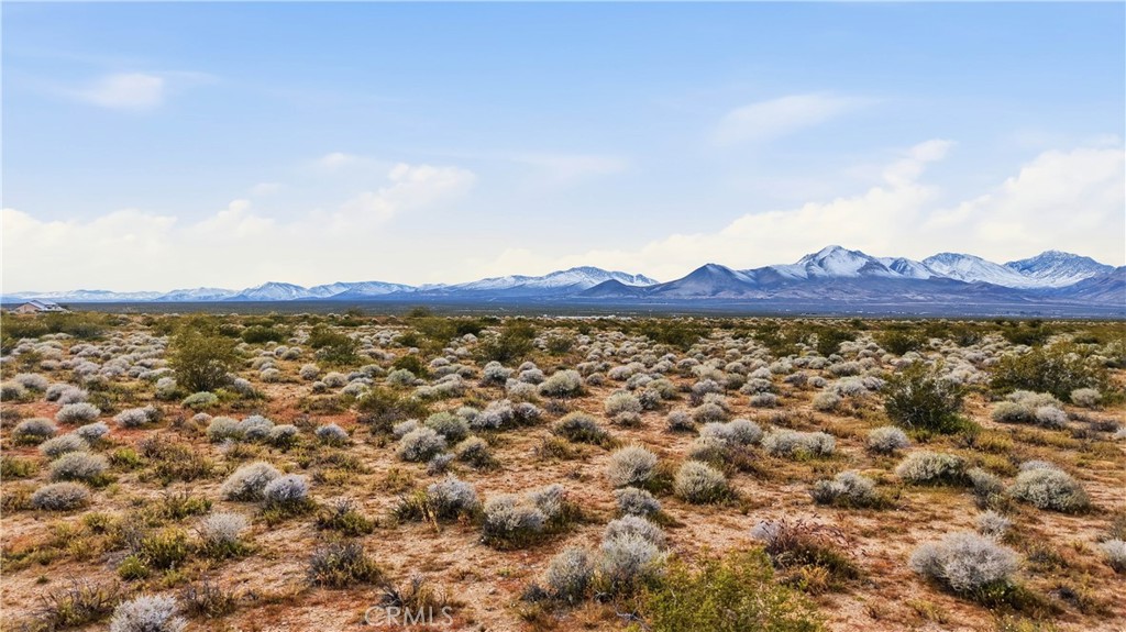 0 Pumice Avenue Property Photo 1