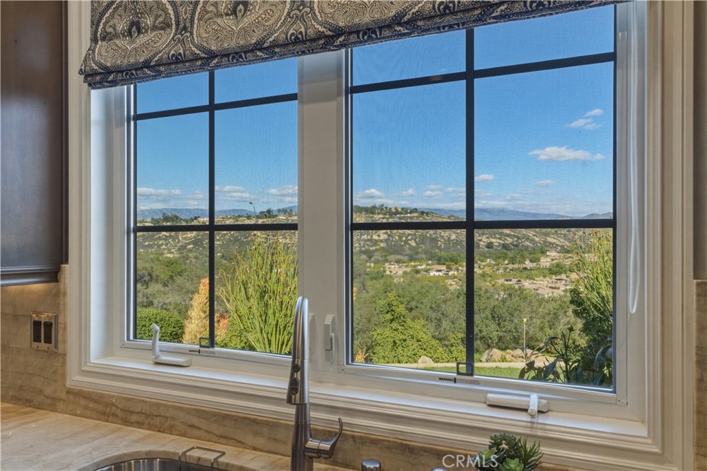 14179 Woods Valley Property Photo 8