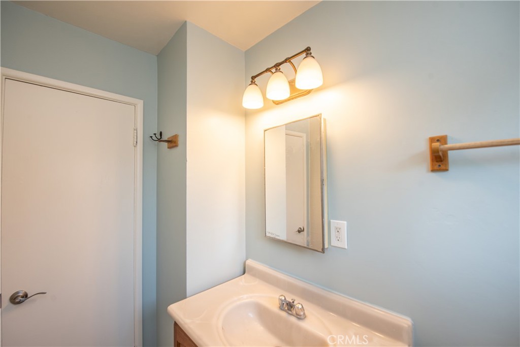 110 S Freeman Street Property Photo 32