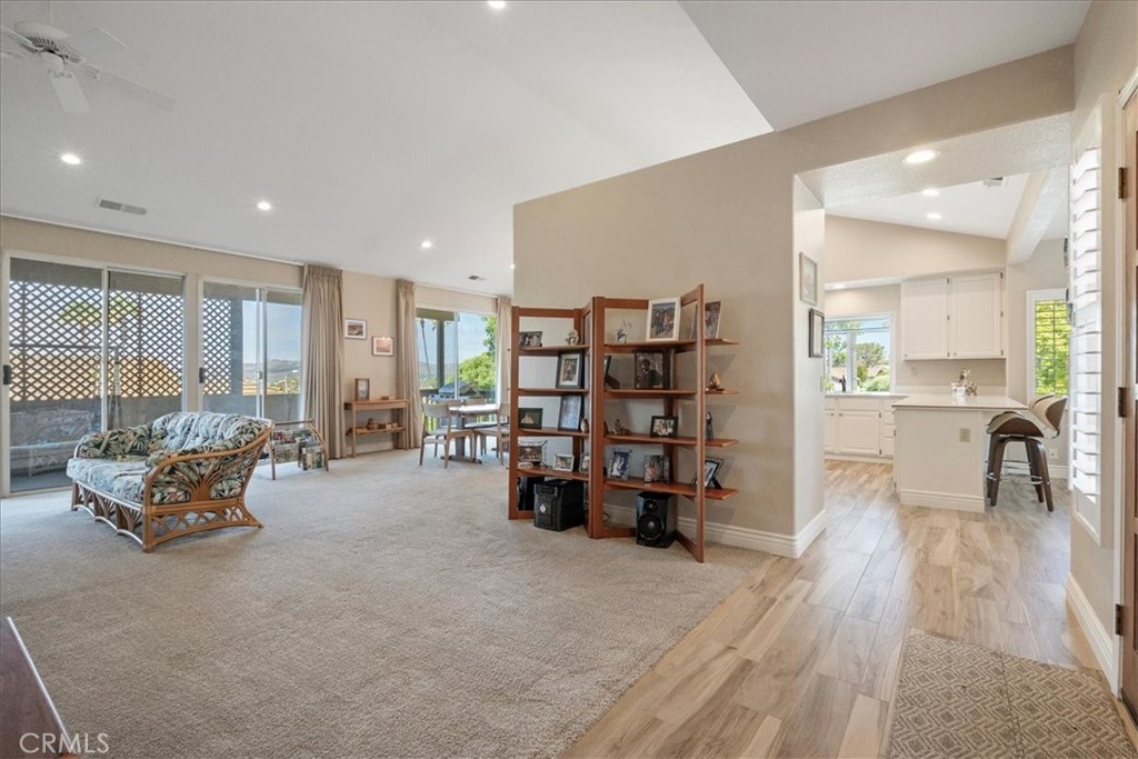 81 Via Larga Property Photo 15