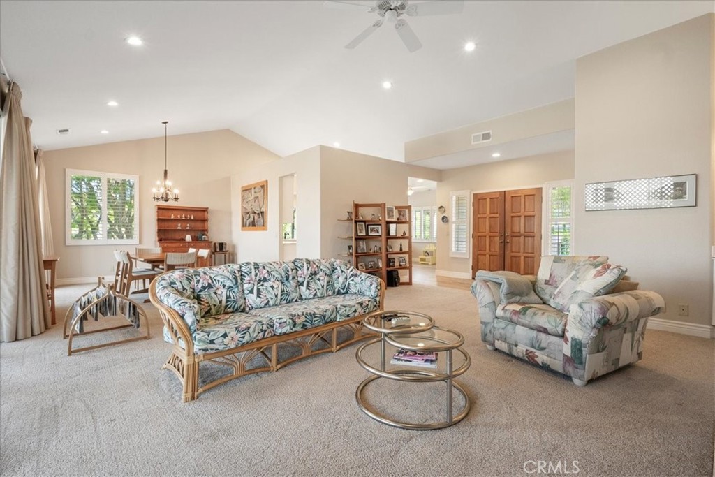 81 Via Larga Property Photo 16