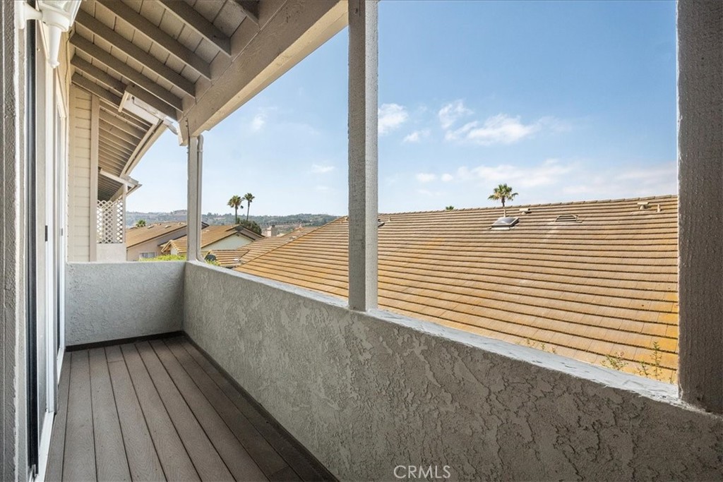 81 Via Larga Property Photo 19