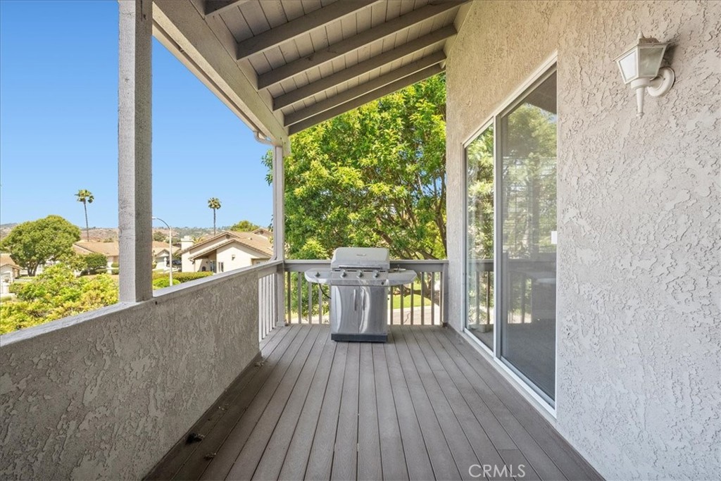 81 Via Larga Property Photo 20