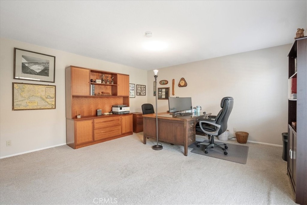 81 Via Larga Property Photo 34