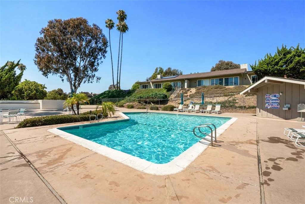 81 Via Larga Property Photo 44