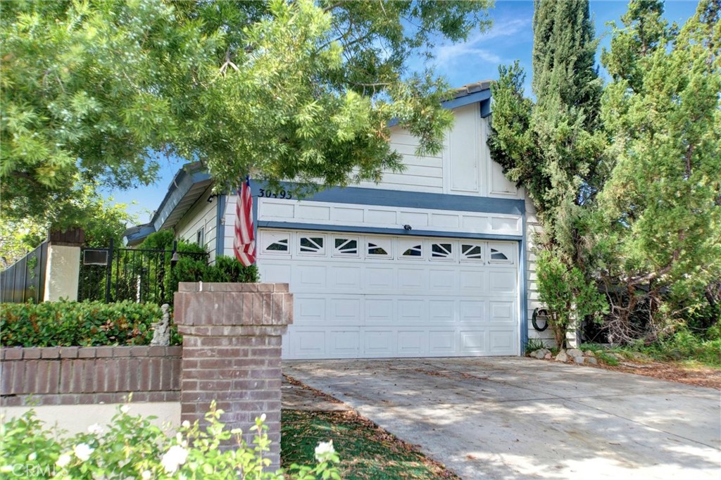 30493 Danube Court Property Photo 1