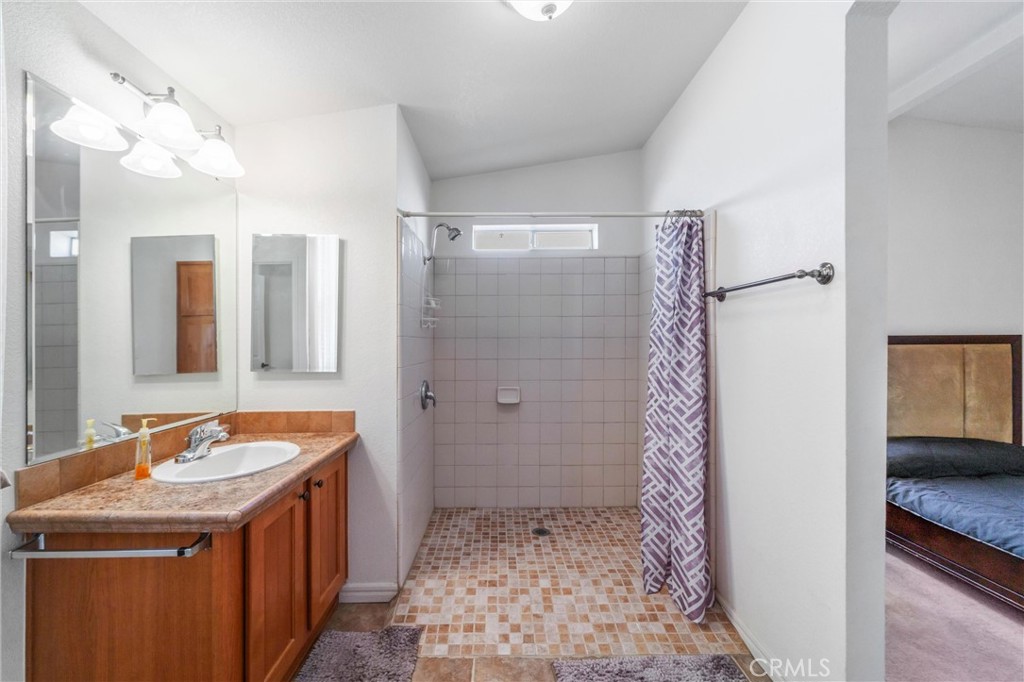 741 Wells Fargo Property Photo 22