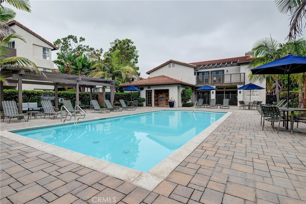 60 Corniche B Property Photo 1
