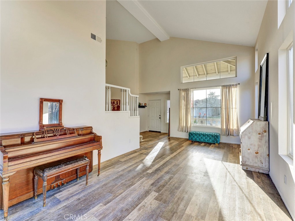 5727 Dartmoor Property Photo 11