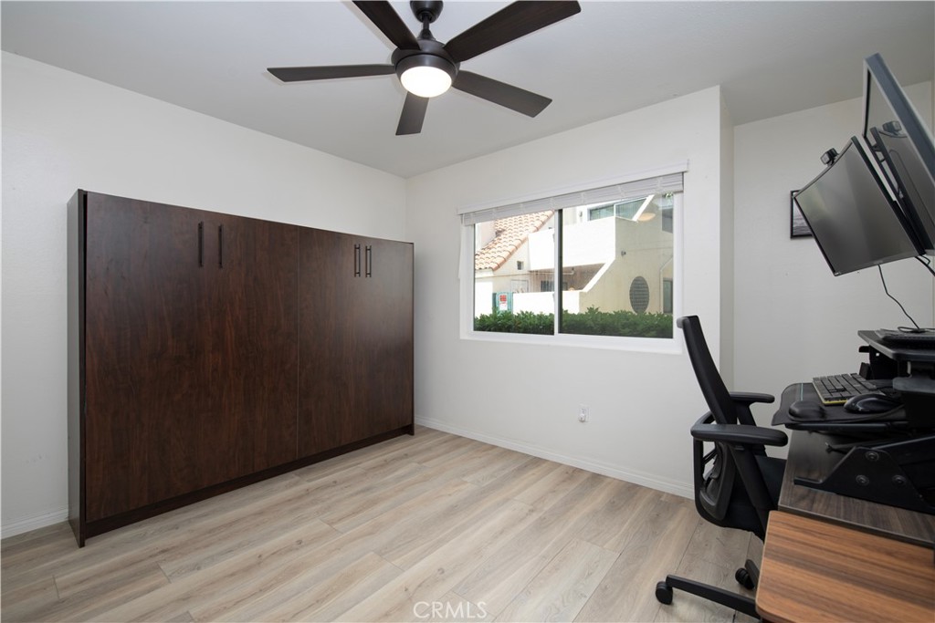 333 N Melrose Drive E Property Photo 17