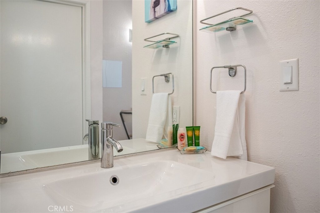 1621 Hotel Circle S E320 Property Photo 18