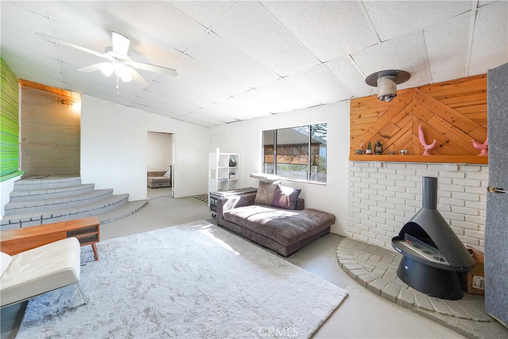 38729 Highway 79 Property Photo 9