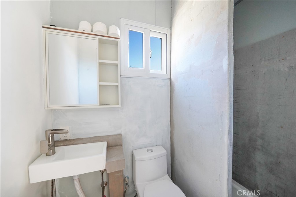 38729 Highway 79 Property Photo 40