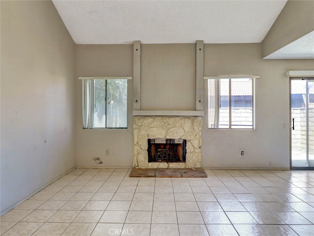 47395 Monroe 120 Property Photo 4