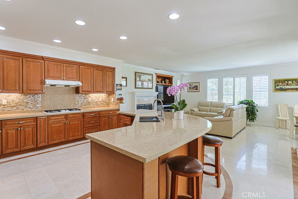 23005 Stoneridge Property Photo 14