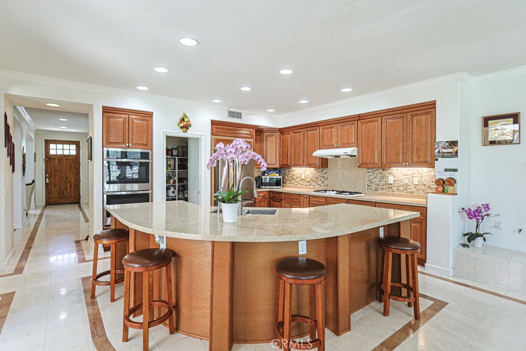 23005 Stoneridge Property Photo 15