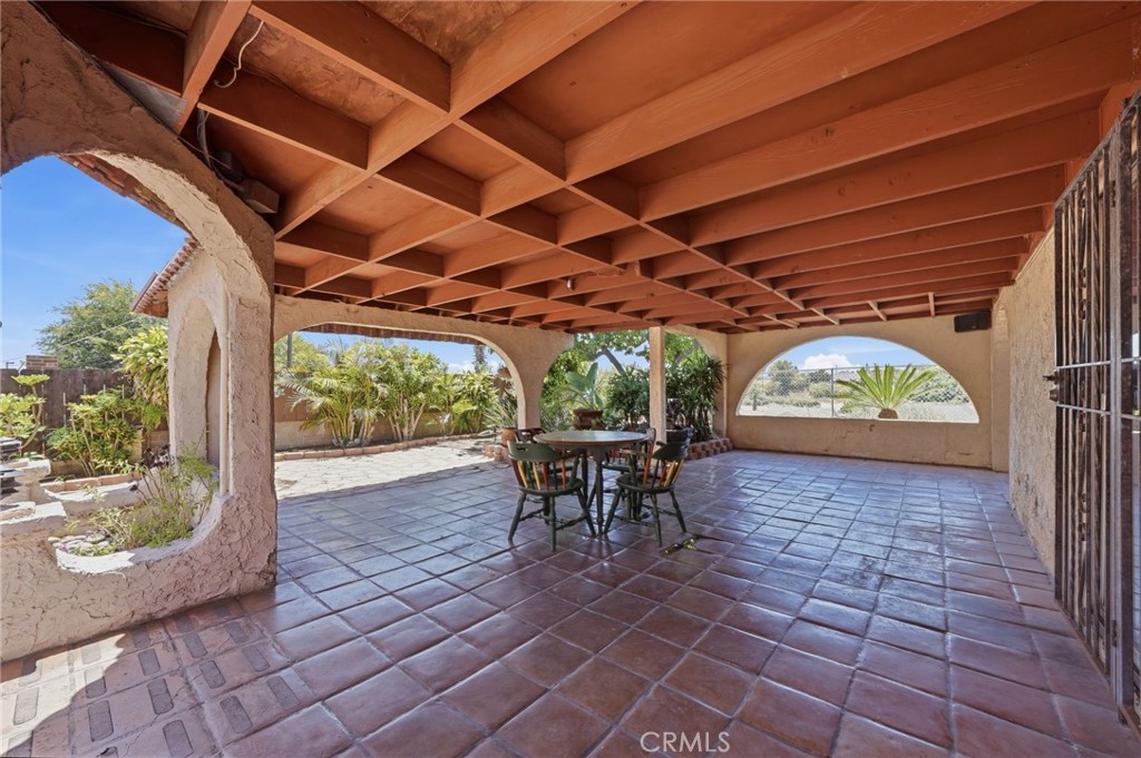 2020 Crenshaw Property Photo 5