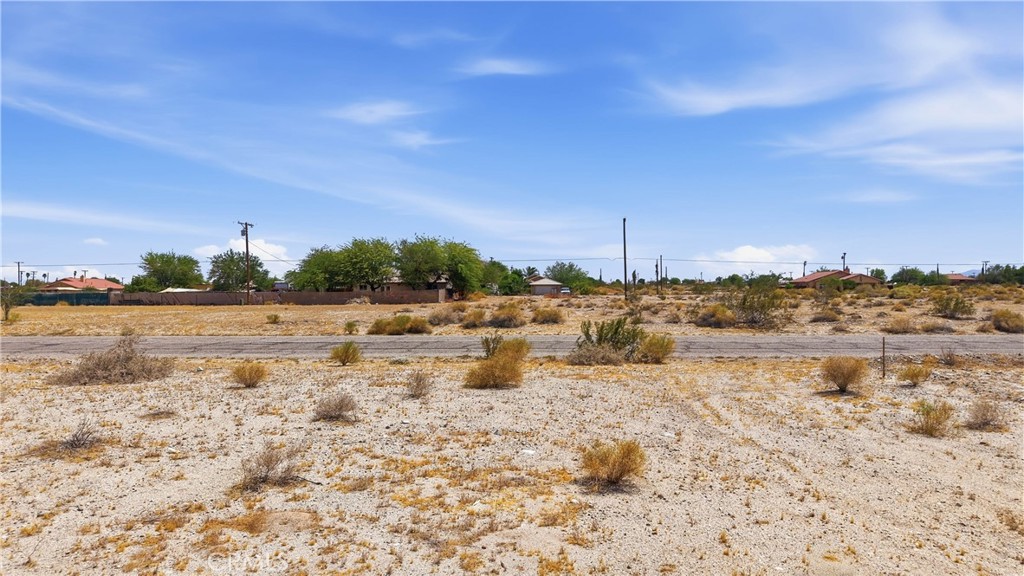 1362 Bering Boulevard Property Photo 3