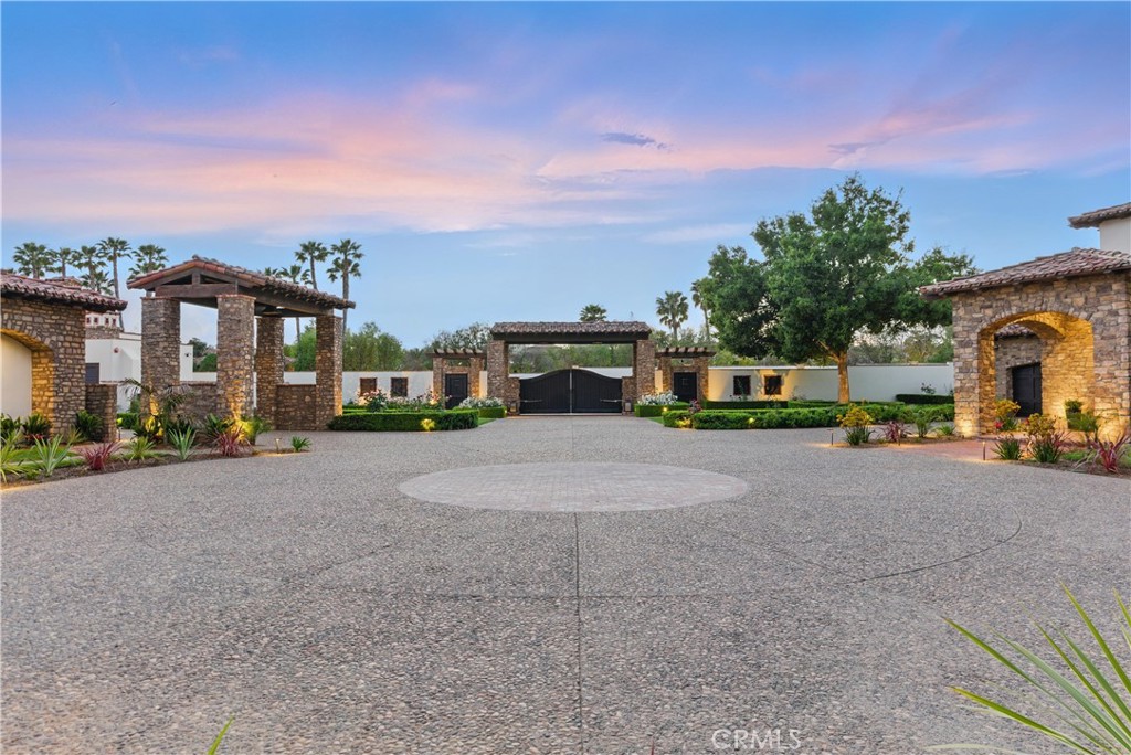 15931 Via De Santa Fe Property Photo 48