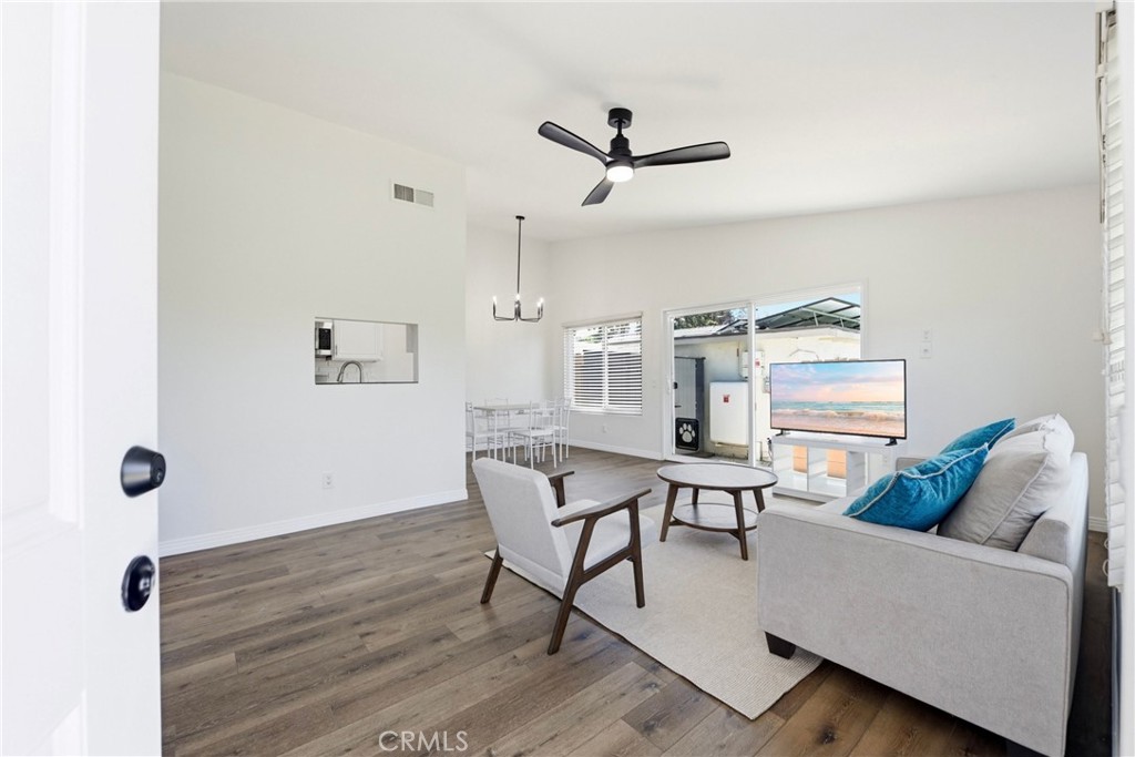 3672 Harbor View Way Property Photo 4