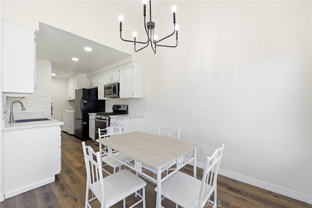 3672 Harbor View Way Property Photo 8