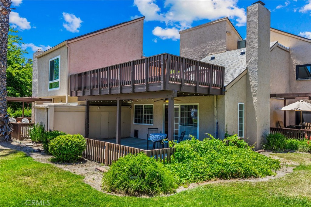 23681 Country Villa Property Photo 2