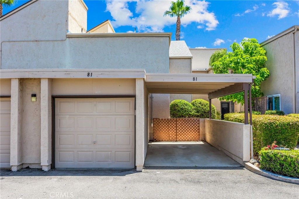 23681 Country Villa Property Photo 16