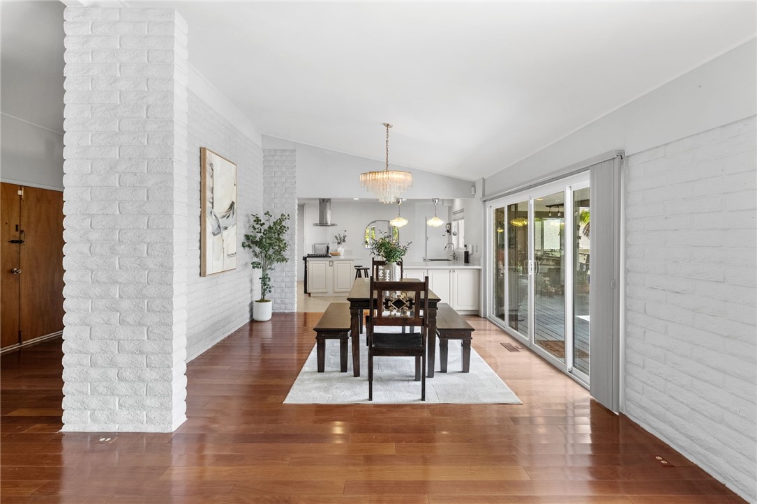 1773 Ivy Property Photo 4