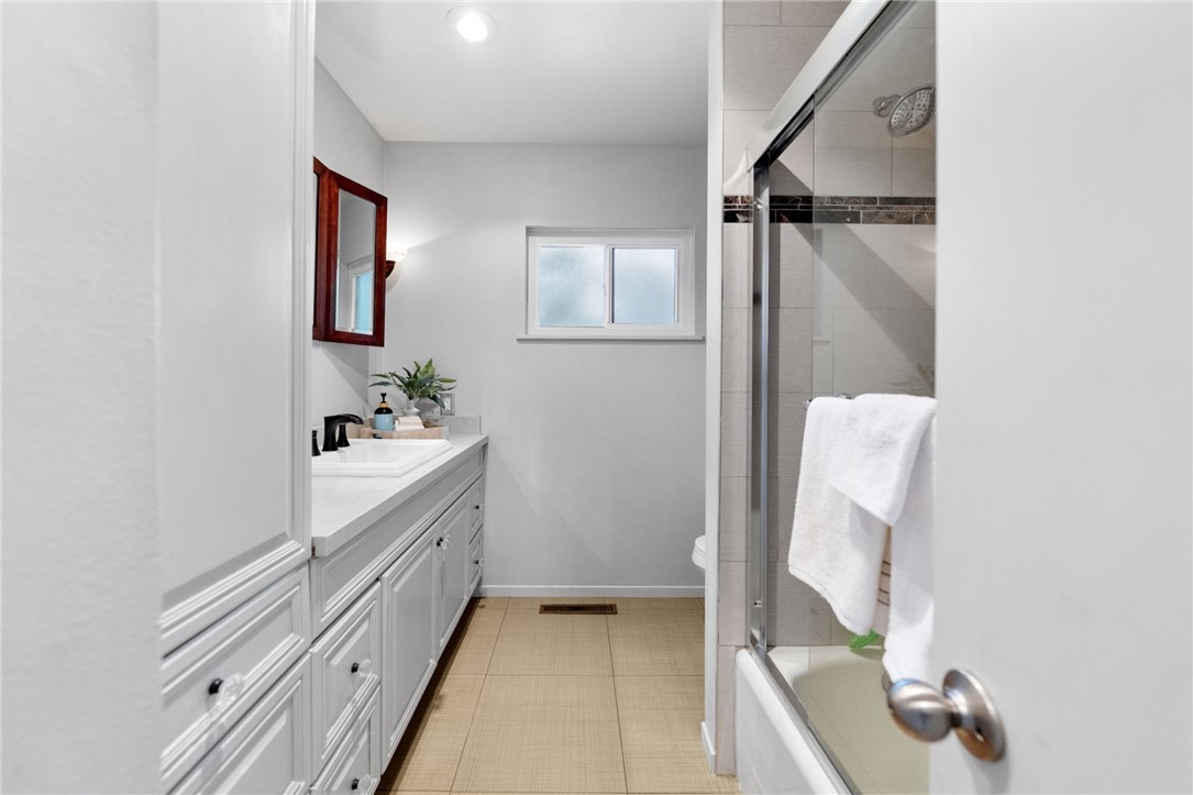 1773 Ivy Property Photo 34