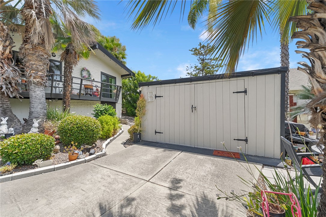 1773 Ivy Property Photo 47