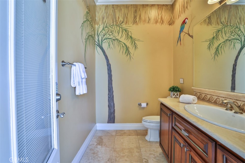 39520 Colleen Way Property Photo 30
