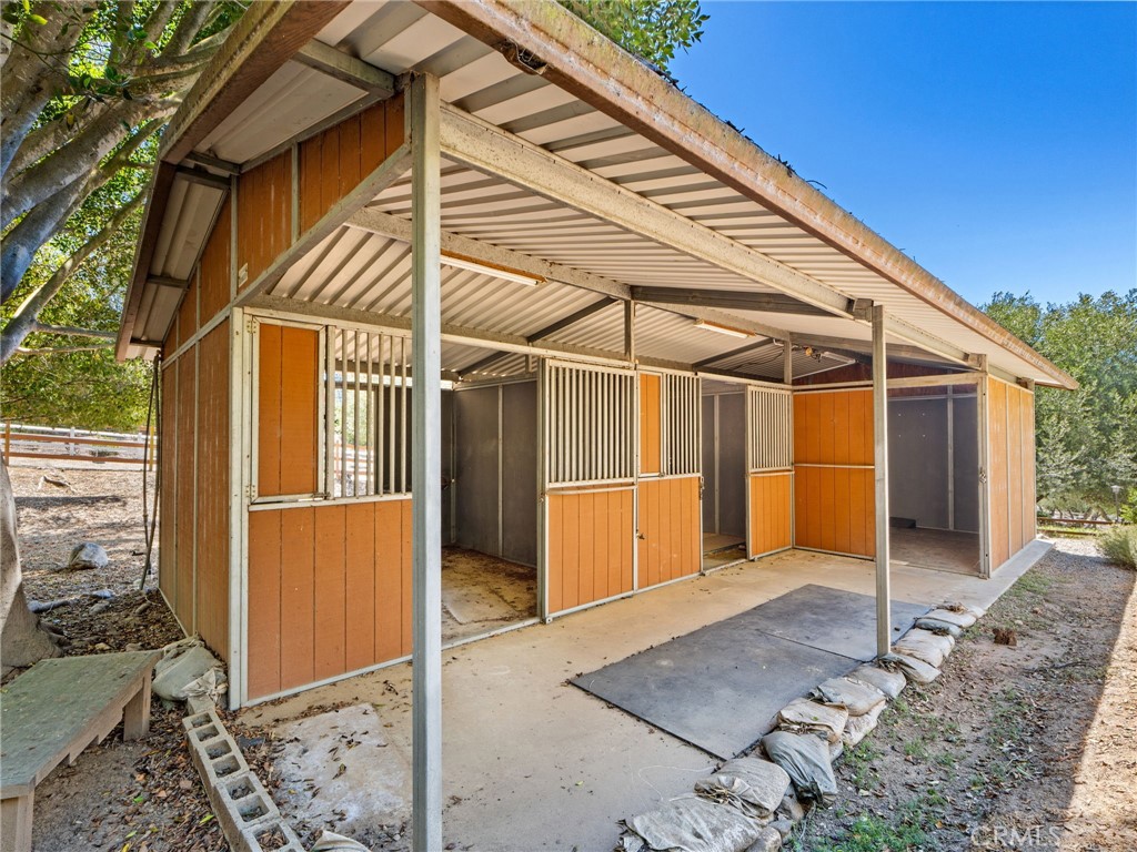2248 Mil Sorpresas Property Photo 46