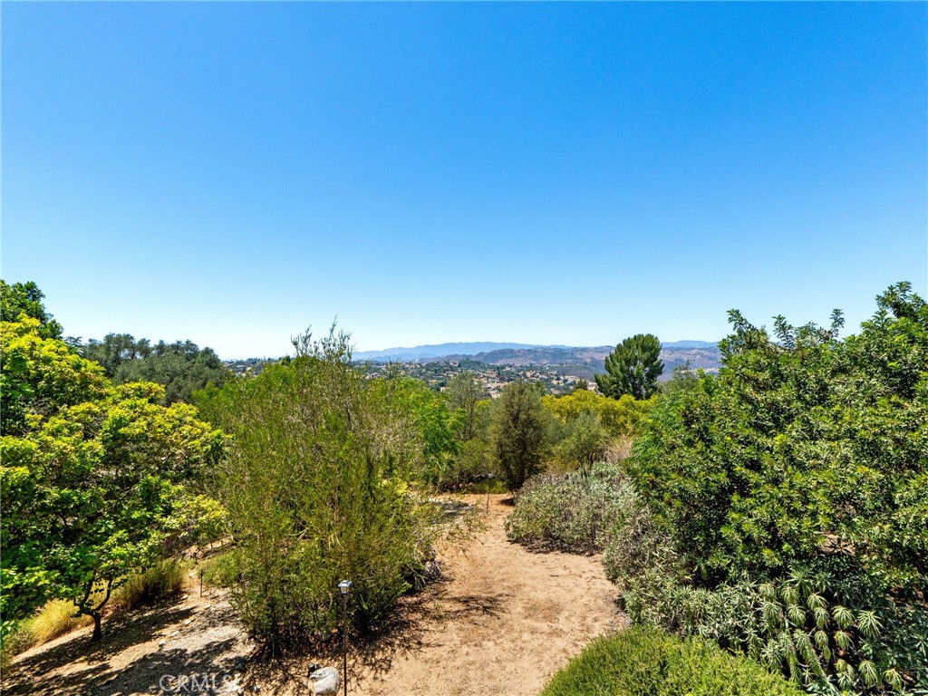 2248 Mil Sorpresas Property Photo 58