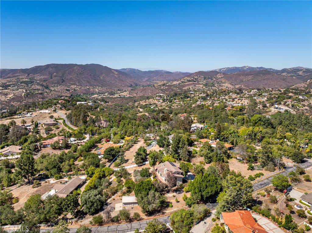2248 Mil Sorpresas Property Photo 60