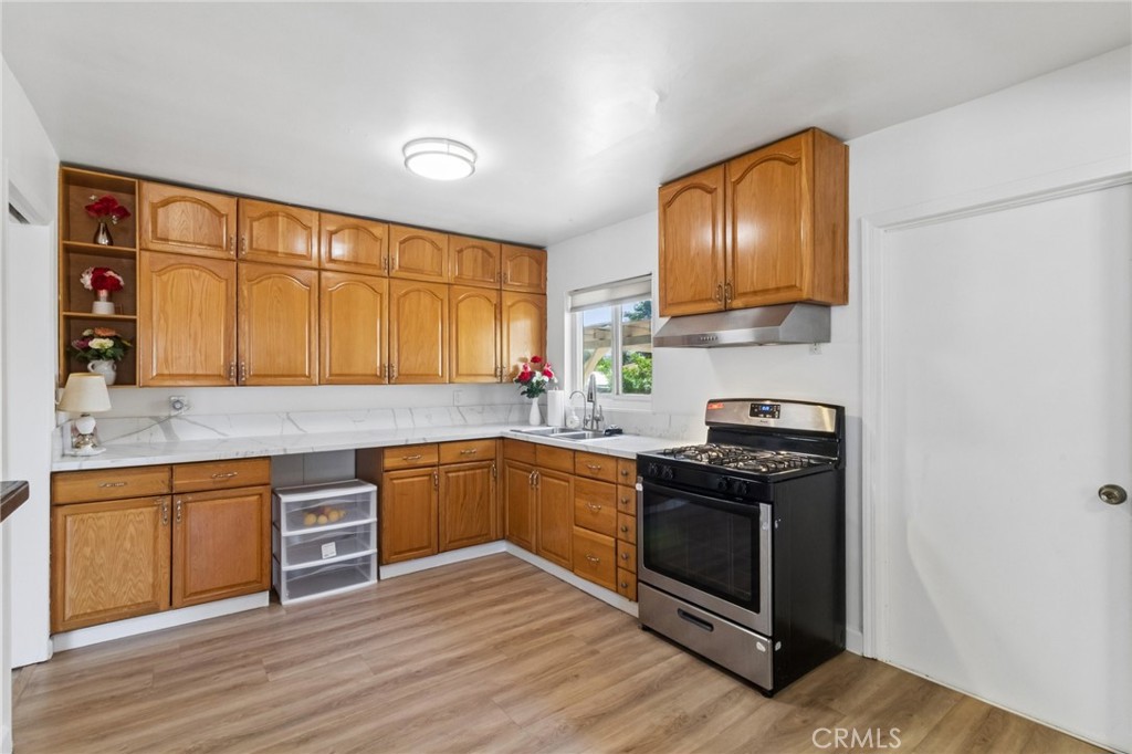 639 Maria Property Photo 4