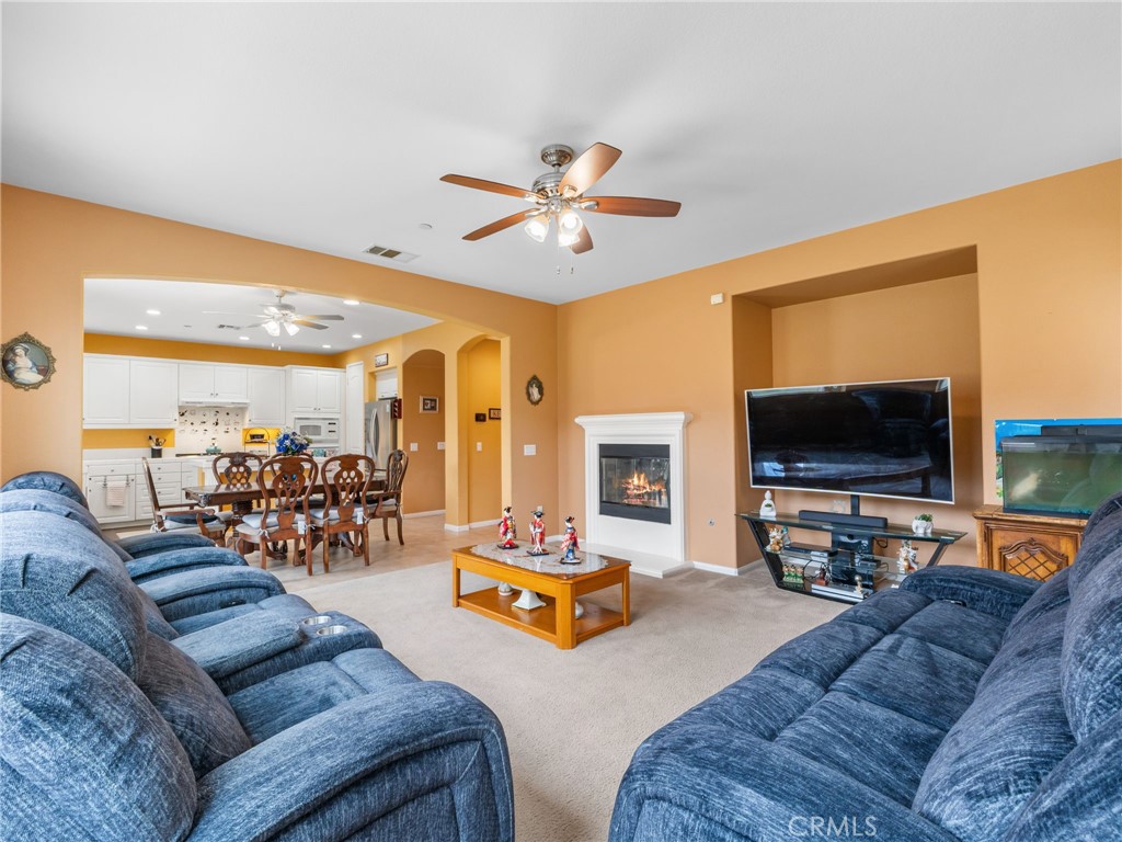 4106 Lake Circle Property Photo 3
